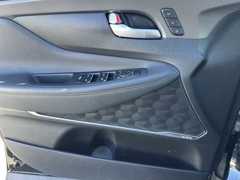 Used 2019 Hyundai Santa Fe FWD image 21