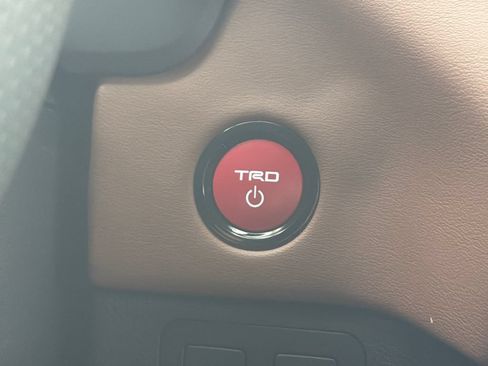 New 2025 Toyota Tundra 1794 Edition w/ TRD Off-Road Package AWD/4WD image 30