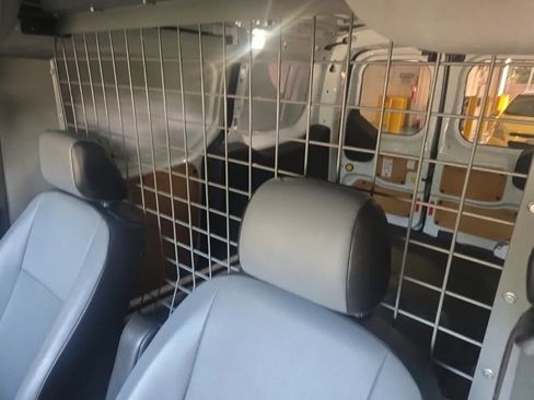 Used 2017 Ford Transit Connect XL FWD image 10