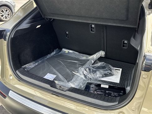 New 2024 MAZDA CX-30 Carbon image 60