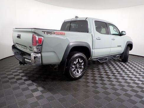 Used 2023 Toyota Tacoma TRD Off-Road image 16