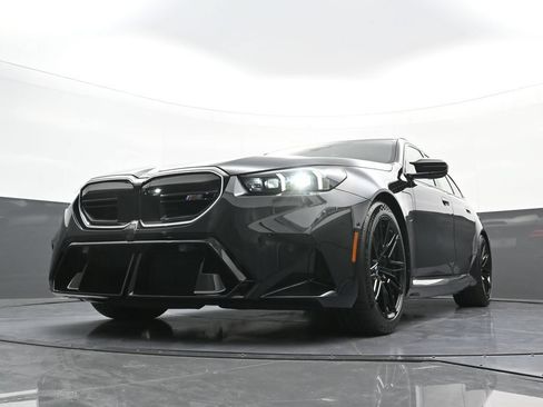 New 2027 BMW M5 Touring AWD/4WD image 24