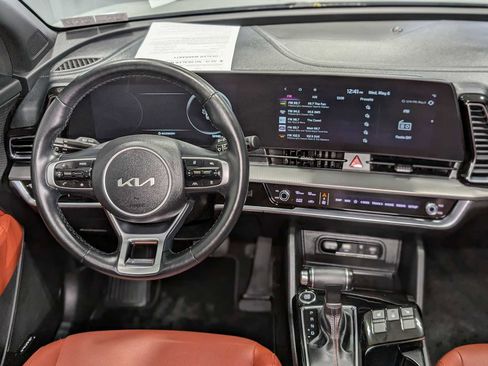 Certified 2023 Kia Sportage SX AWD/4WD image 5