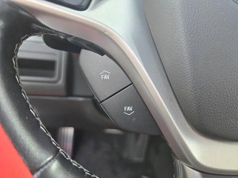 Used 2019 Chevrolet Corvette Stingray Coupe w/ Battery Protection Package image 29