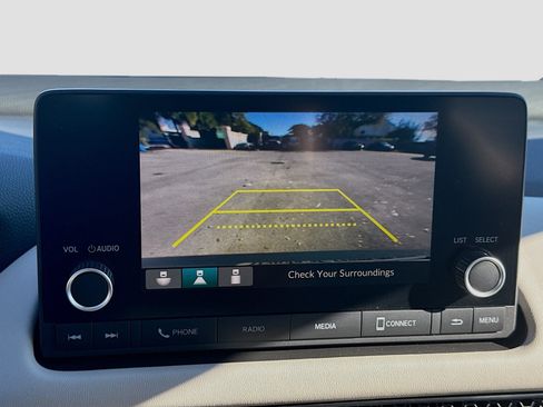 Certified 2023 Honda HR-V LX image 13