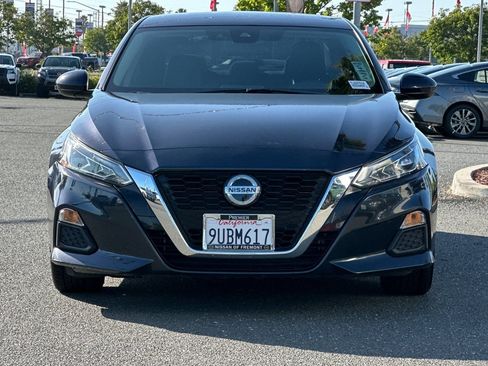 Used 2022 Nissan Altima 2.5 SV FWD image 9