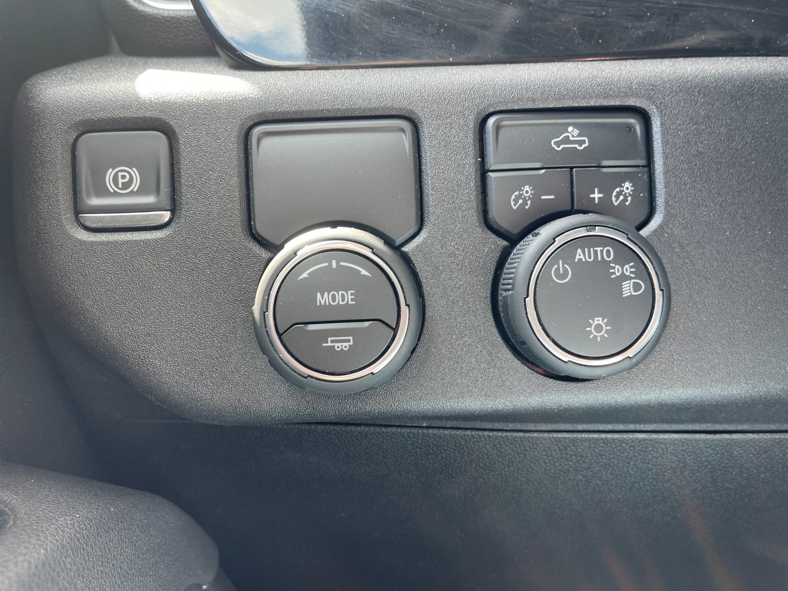 Used 2026 Chevrolet Silverado 1500 LT RWD image 31