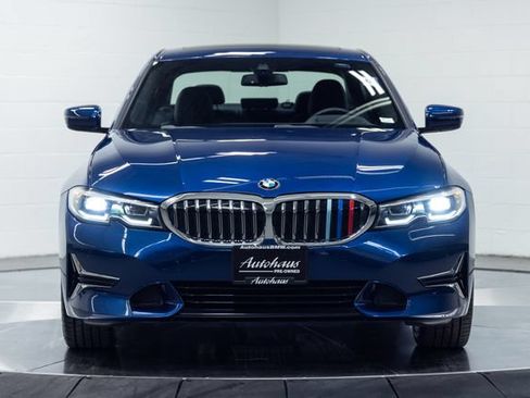 Used 2019 BMW 330i xDrive Sedan w/ Premium Package AWD/4WD image 5