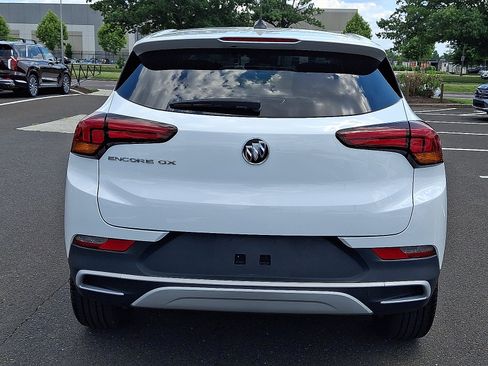 Used 2023 Buick Encore GX Preferred FWD image 5