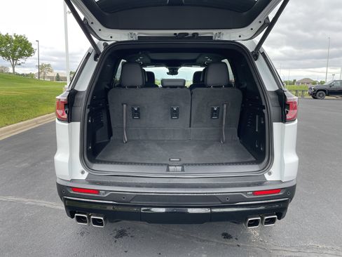 Used 2024 GMC Acadia AT4 w/ Super Cruise Package AWD/4WD image 25