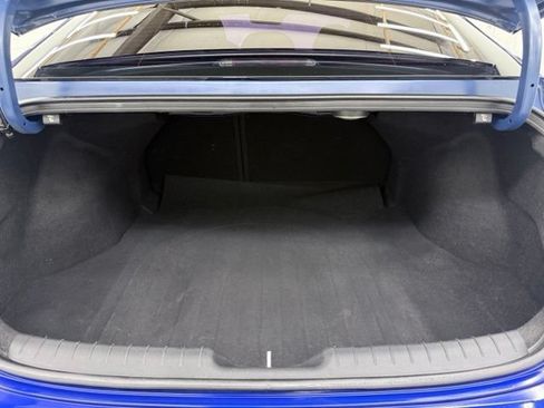 Used 2021 Hyundai Elantra Limited FWD image 13