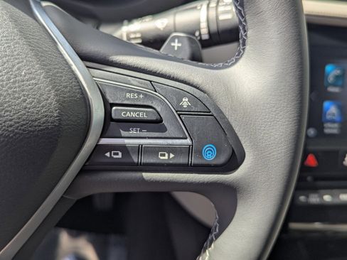Used 2023 INFINITI QX50 Luxe w/ Accent Package FWD image 34