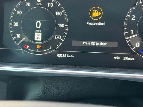 Used 2022 Land Rover Range Rover P525 Westminster Edition image 44