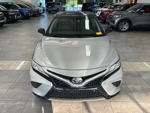 Used 2018 Toyota Camry XSE w/ Driver Assist Package FWD image 16