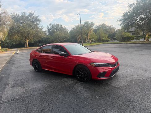 Used 2023 Honda Civic Sport image 5