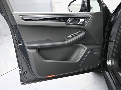 New 2026 Porsche Macan S AWD/4WD image 15