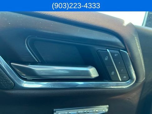Used 2025 GMC Sierra 1500 Denali AWD/4WD image 19