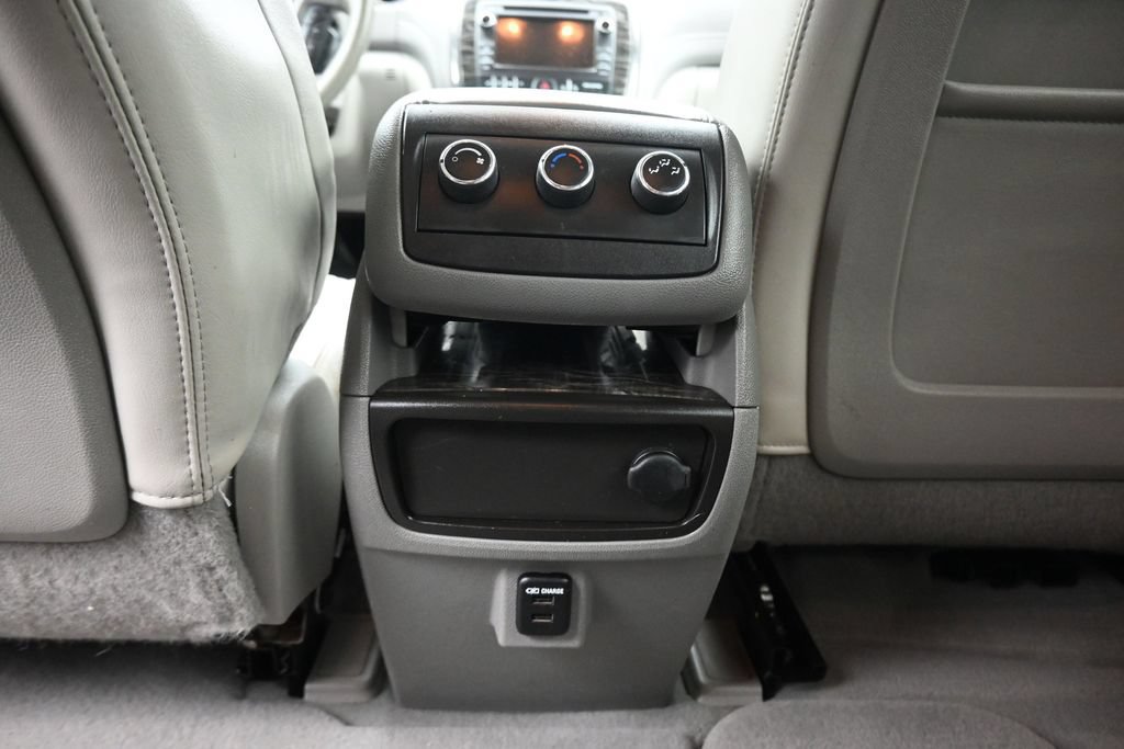 Used 2014 Buick Enclave Leather FWD image 33