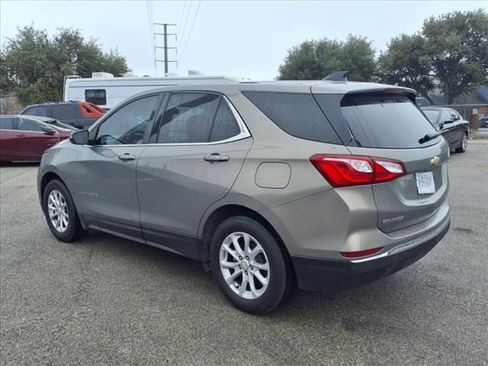 Used 2018 Chevrolet Equinox LS image 6