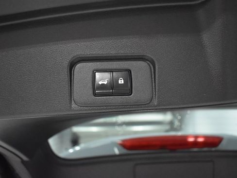 Certified 2023 Nissan Rogue Platinum w/ Platinum Premium Package image 35