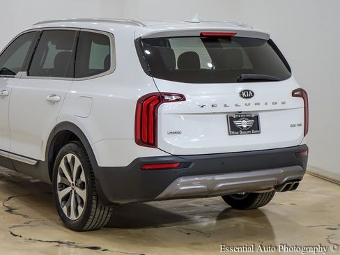 Used 2020 Kia Telluride EX w/ EX Premium Package AWD/4WD image 9