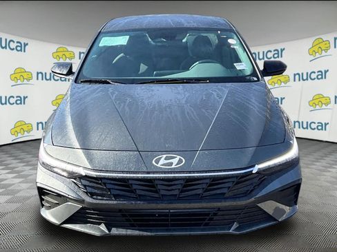 Used 2026 Hyundai Elantra Sport image 2