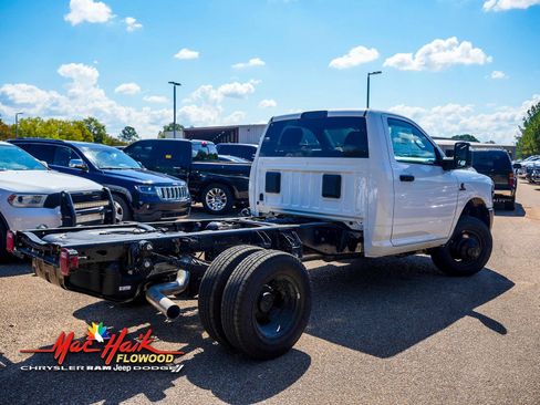 New 2026 RAM 3500 Tradesman AWD/4WD image 8