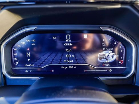 Used 2025 GMC Sierra 2500 AT4 image 26