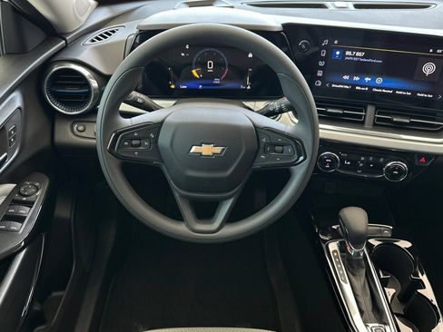 New 2026 Chevrolet Trax LT FWD image 14