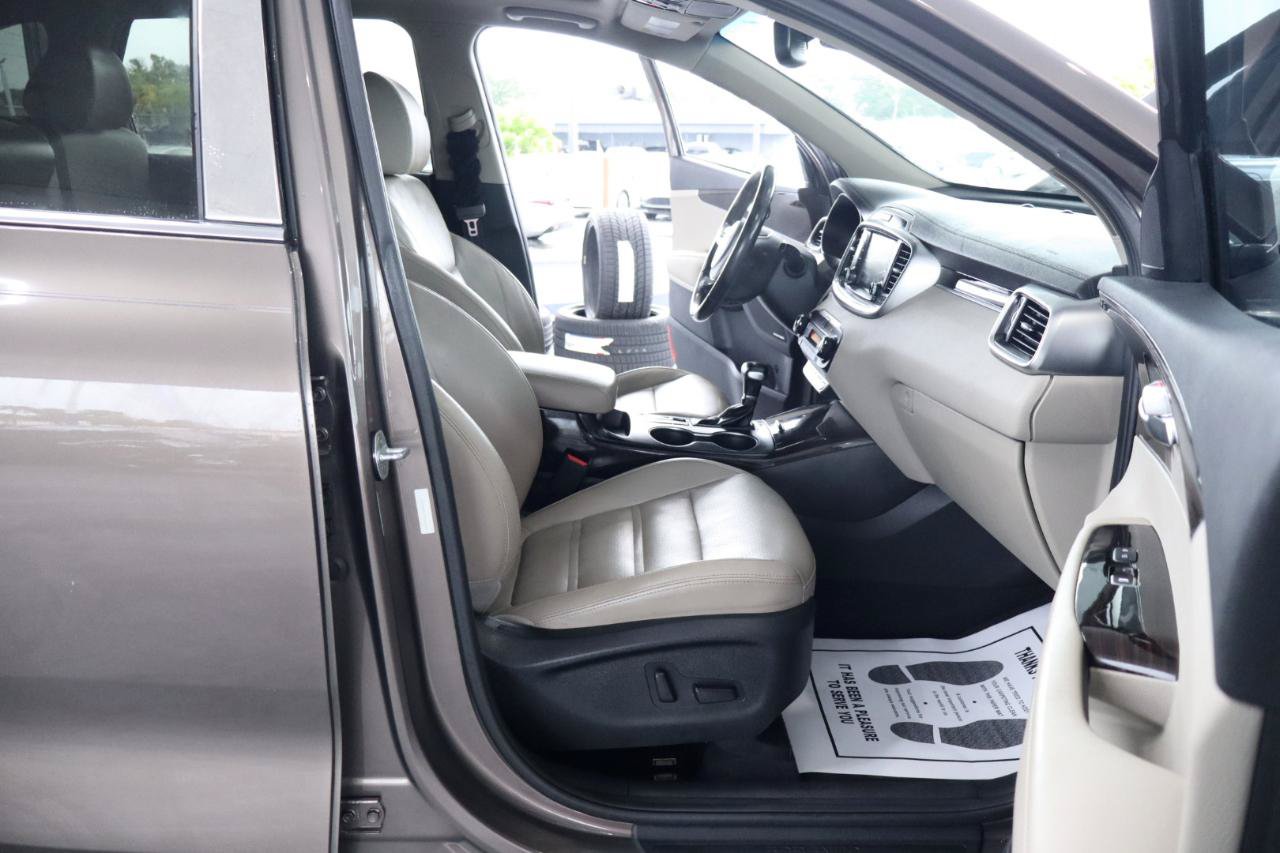 Used 2019 Kia Sorento EX w/ EX Touring Package FWD image 38