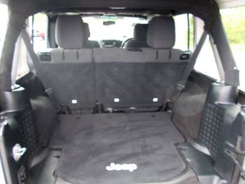 Used 2016 Jeep Wrangler Unlimited Sport image 24