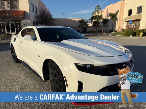 Used 2019 Chevrolet Camaro LT RWD image 5