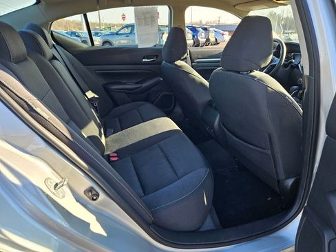 Used 2022 Nissan Altima 2.5 SV image 15