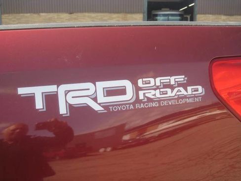 Used 2010 Toyota Tundra 4x4 Double Cab image 9