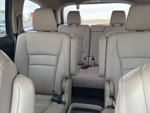 Used 2017 Honda Pilot Elite image 29