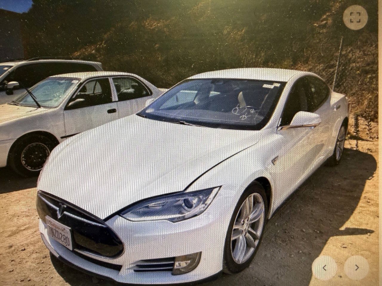 Used 2015 Tesla Model S 85D AWD/4WD image 4