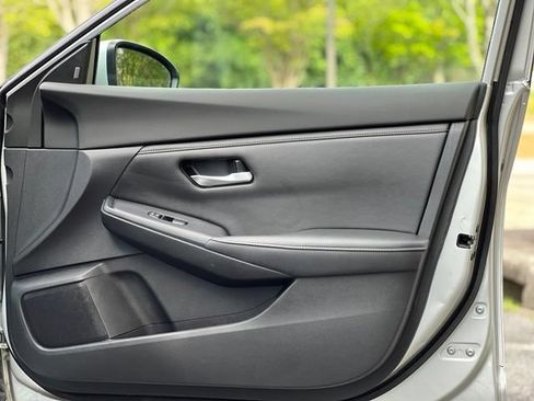 Used 2021 Nissan Sentra SV FWD image 22