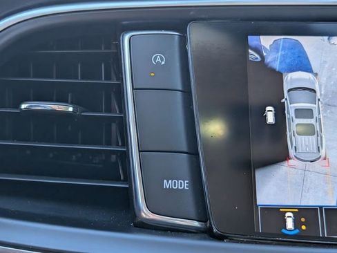 Certified 2023 Buick Enclave Avenir w/ Avenir Technology Package image 16