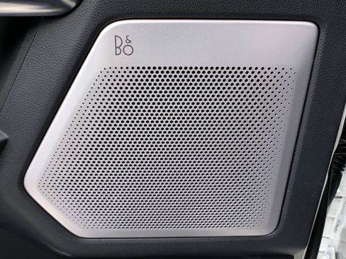 New 2025 Ford F150 Platinum w/ Equipment Group 702A High image 17