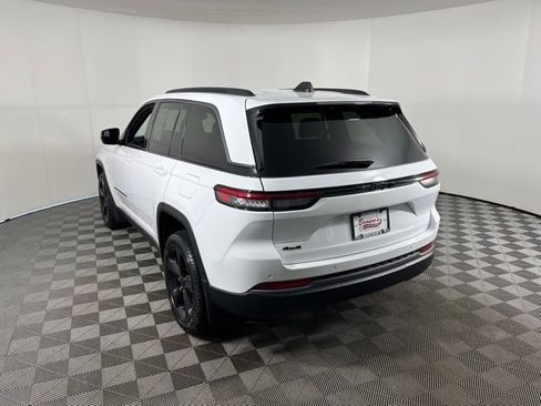 Used 2026 Jeep Grand Cherokee Limited w/ Limited Altitude Package image 6