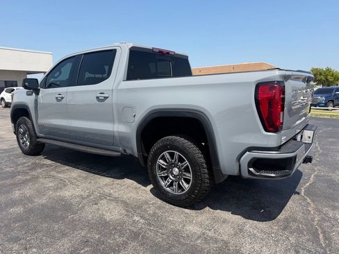 Used 2024 GMC Sierra 1500 AT4 w/ Technology Package AWD/4WD image 6