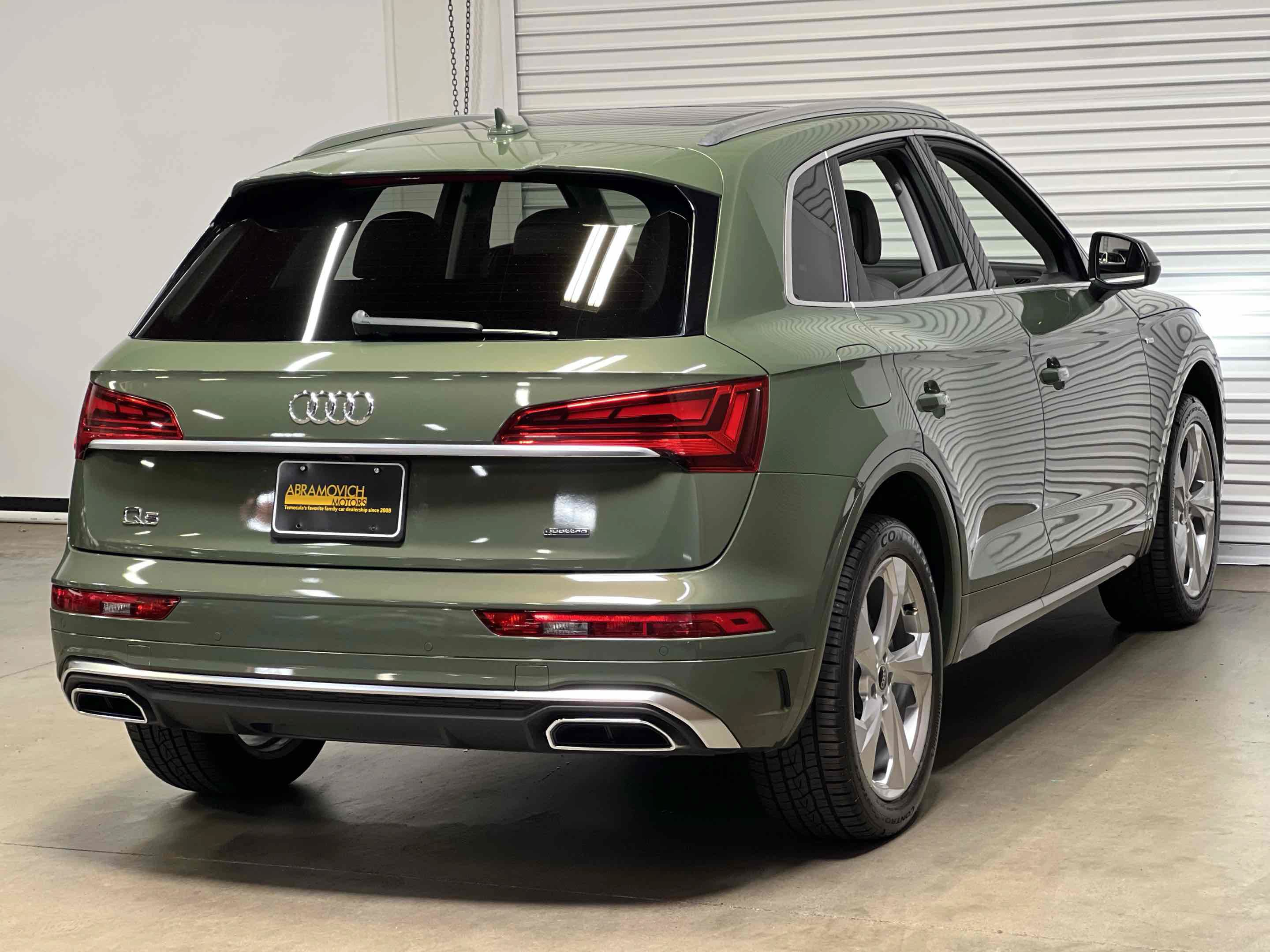 Used 2023 Audi Q5 2.0T Premium Plus w/ Premium Plus Package AWD/4WD image 28
