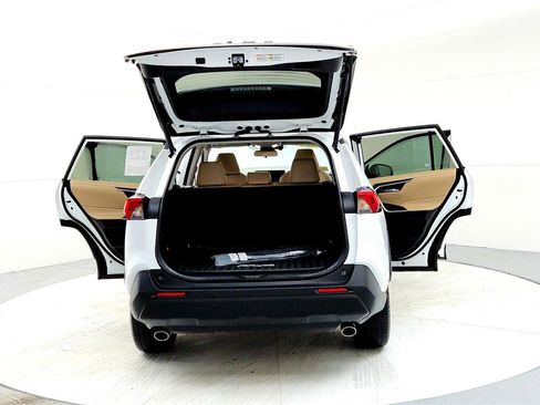 Certified 2023 Toyota RAV4 XLE Premium image 11