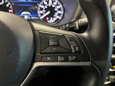 Used 2024 Nissan Sentra SV FWD image 22