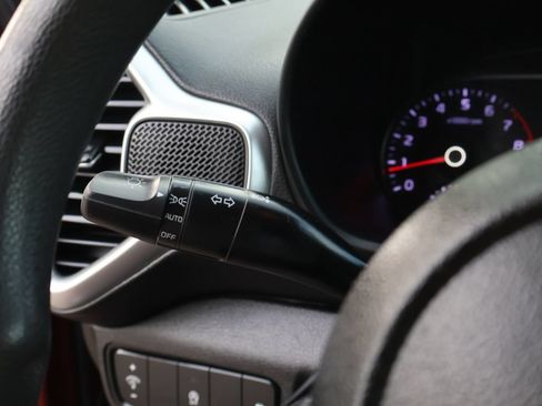 Certified 2021 Kia Soul LX FWD image 31