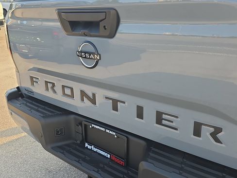 New 2026 Nissan Frontier SV w/ SV Convenience Package RWD image 10
