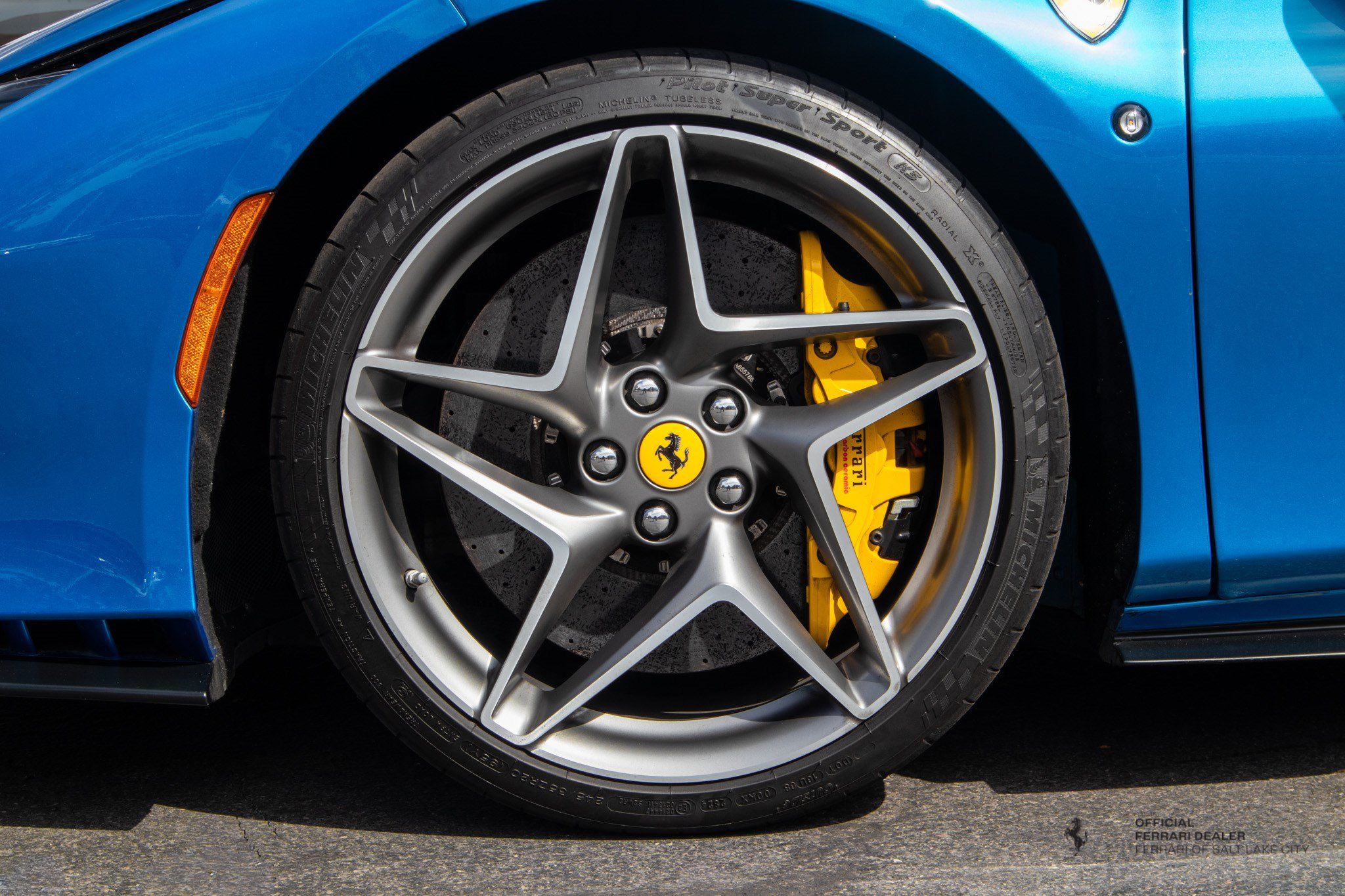 Used 2022 Ferrari F8 Tributo RWD image 15