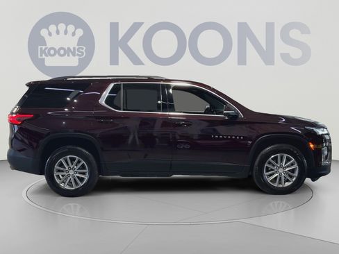 Used 2023 Chevrolet Traverse LT FWD image 12