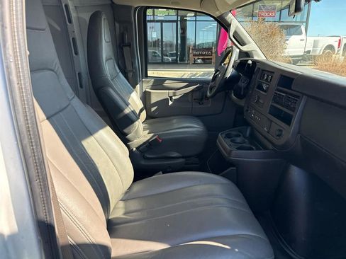 Used 2021 Chevrolet Express 2500 w/ Driver Convenience Package image 13