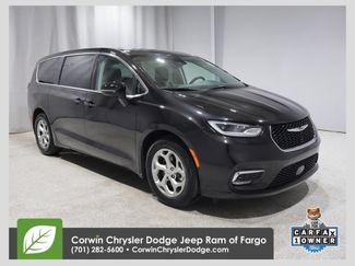 Used 2024 Chrysler Pacifica Limited FWD 360° Tour